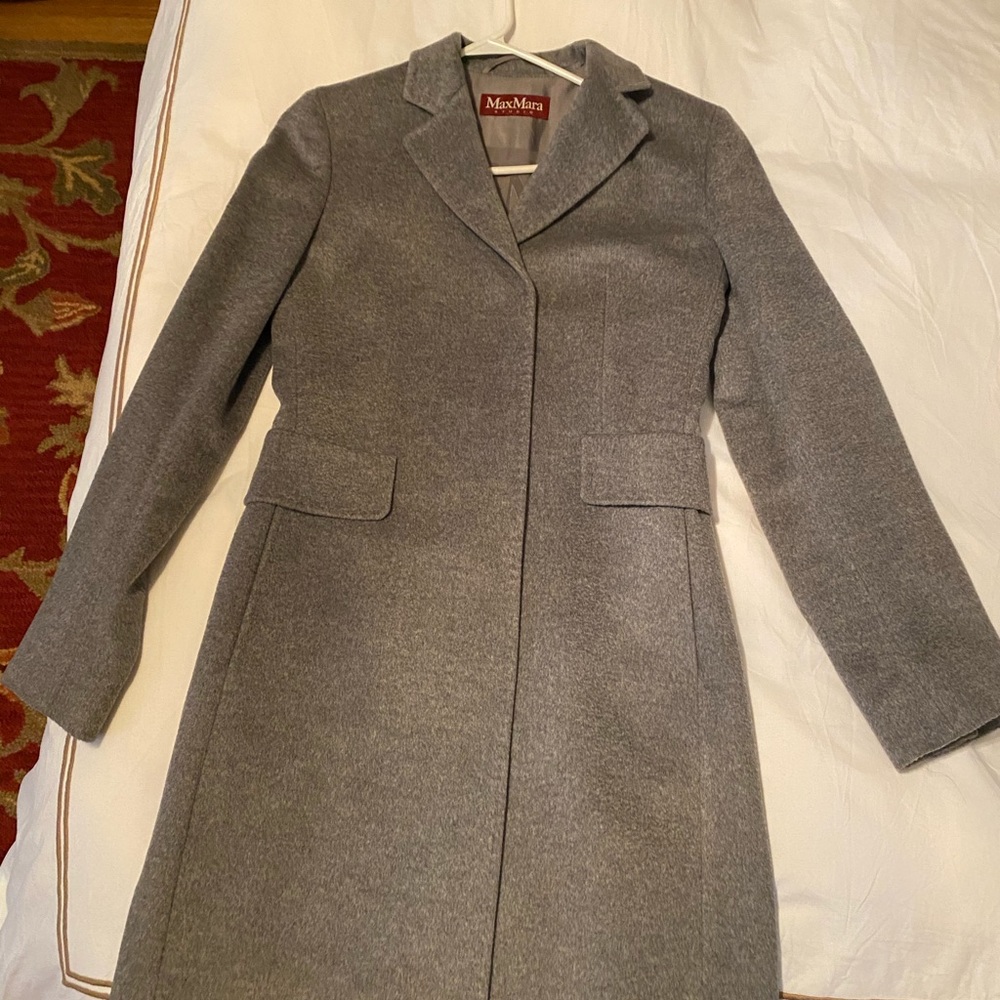 Max Mara Cashmere Gray Coat, size 8